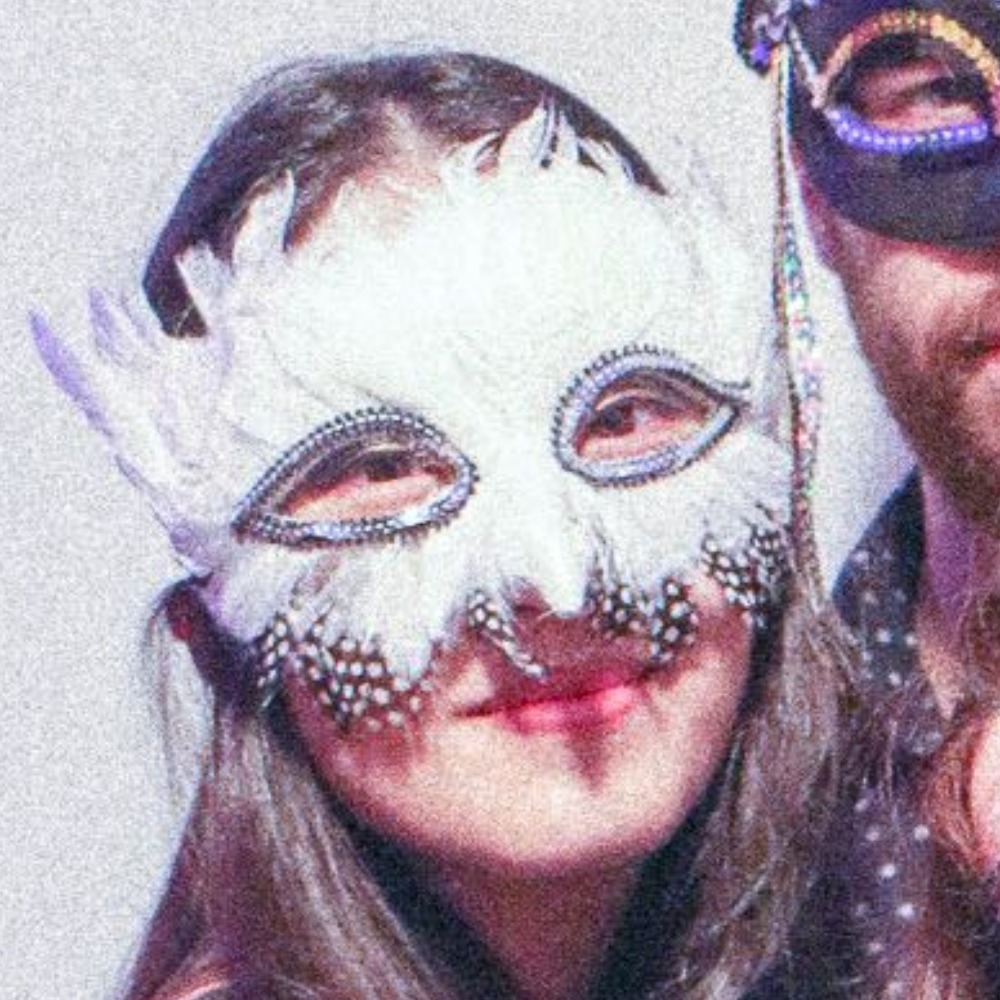 Meet your Posher, Julie